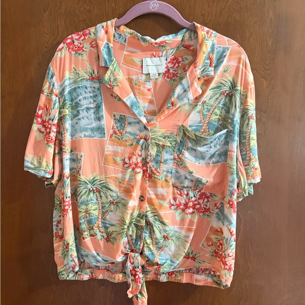 American Eagle Outfitters Coral Tropical Tie-Front Crop Top